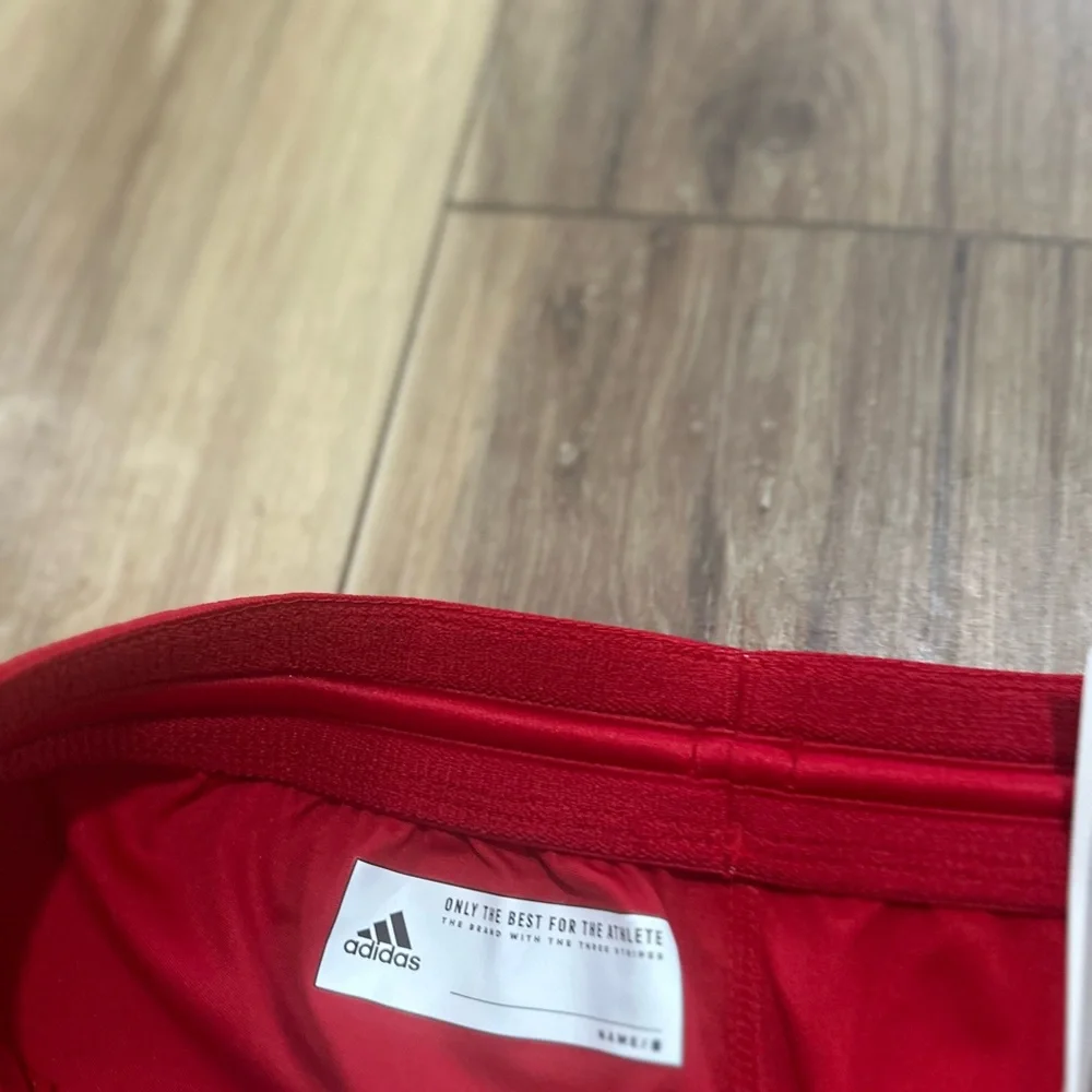 Adidas men’s athletic shorts size large NWT